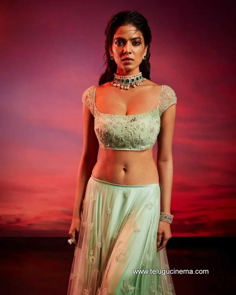 Malavikamohanan Stills 181121 003