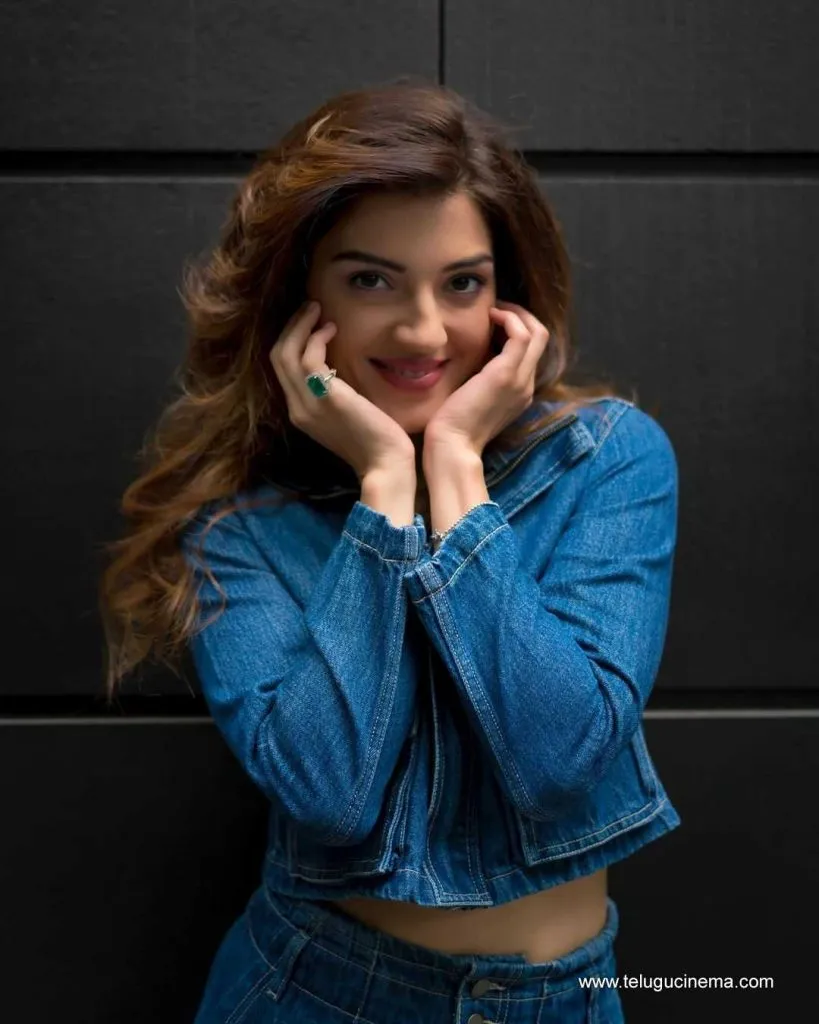 Mehreen Mohan 021121 002