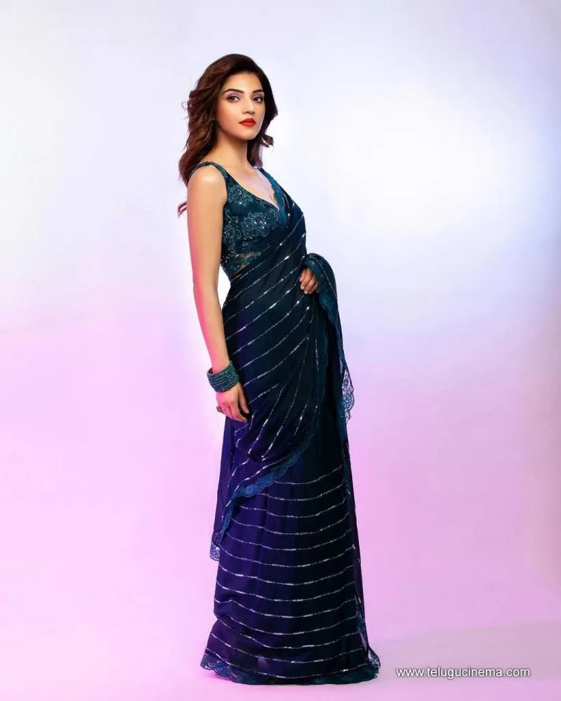 Mehreen Stills 031121 004
