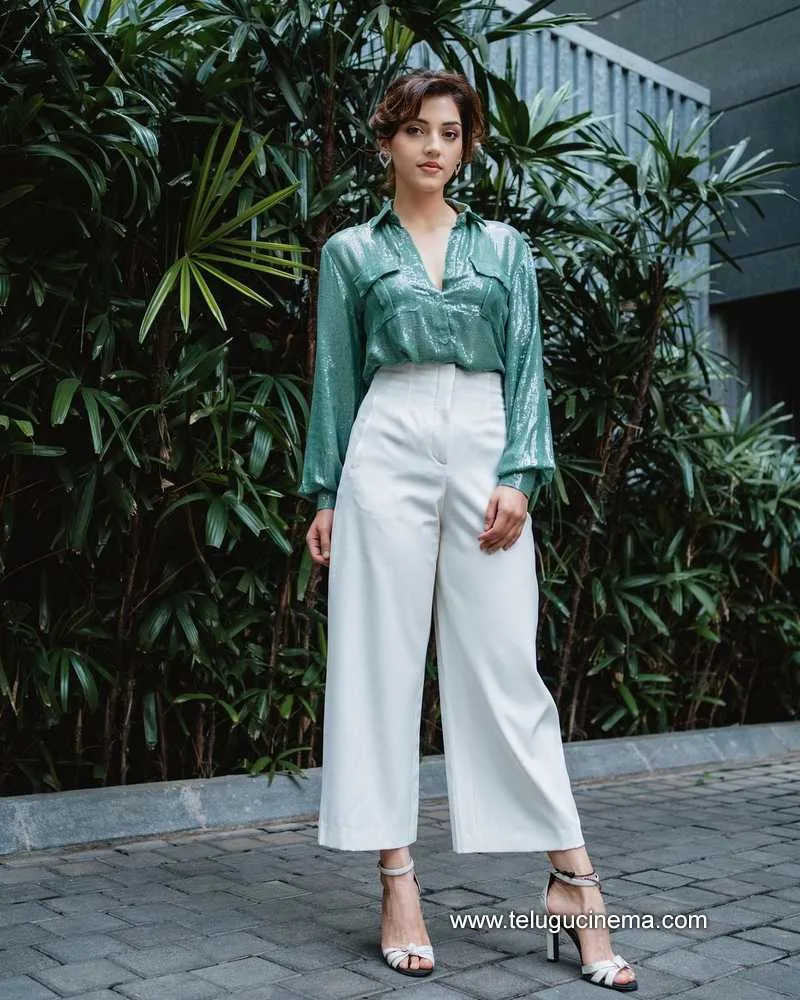 Mehreen Stills 181121 001