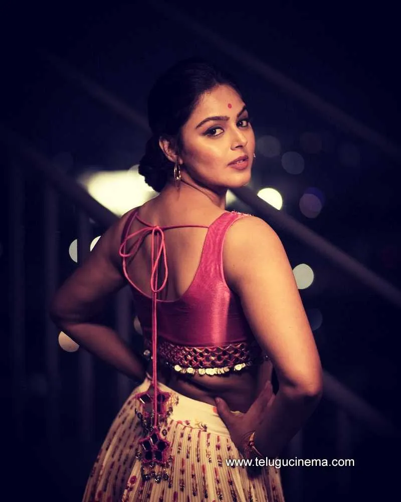 Monalgajjar Stills 201121 001