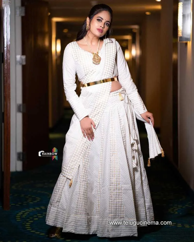 Nanditha Stills 261121 003