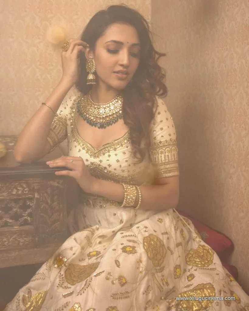 Nehashetty Stills 021121 002 1