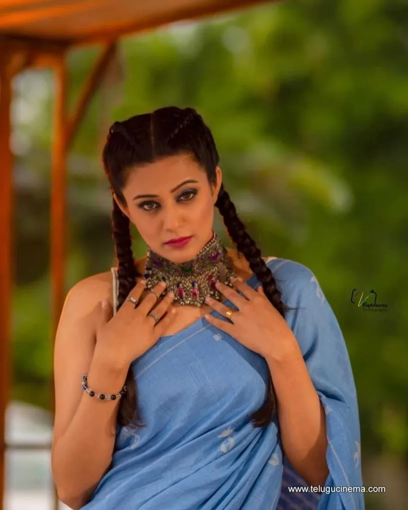 Priyamani Stills 031121 001