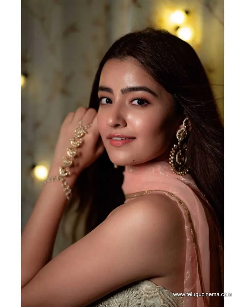 Rukshar Stills 041121 002 1