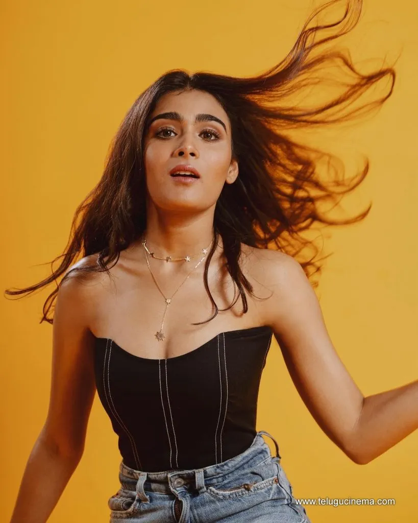 Shalinipanday Stills 01112100003