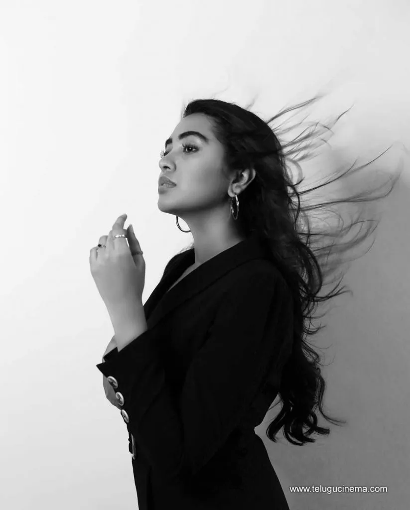 Shivanthmika Stills 021121 003