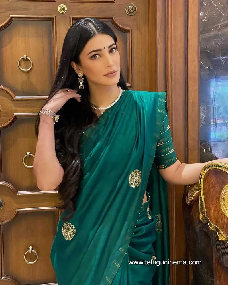 Shruthihasan Stills 091121 004 2