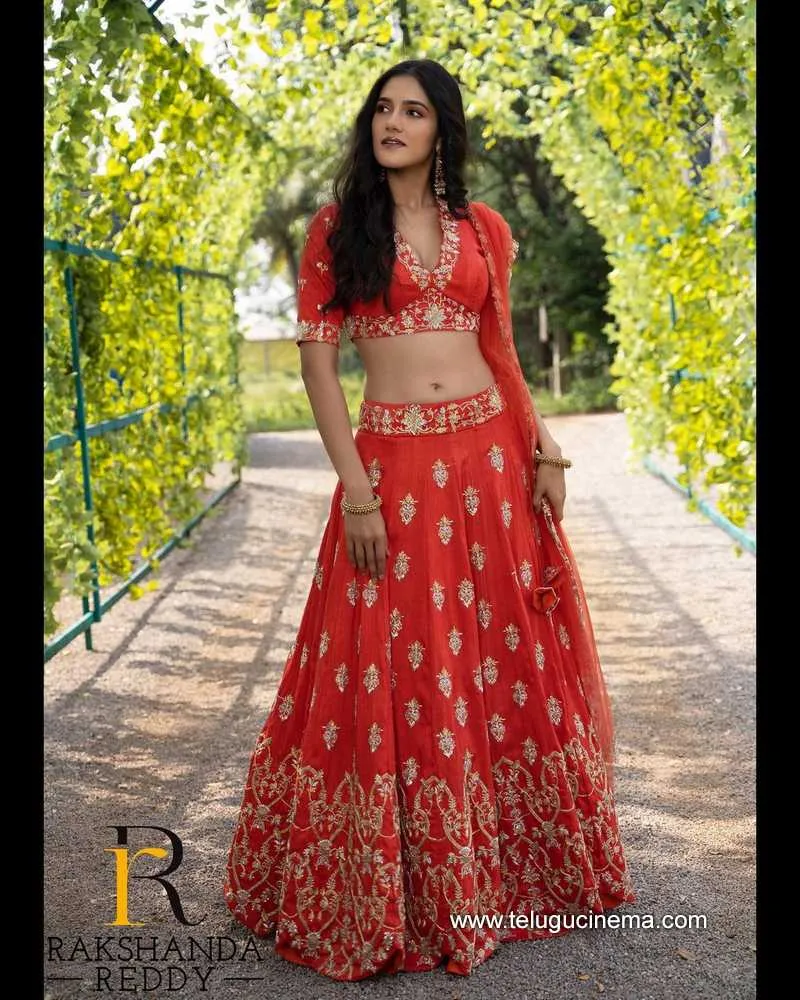 Simran Stills 071121 002