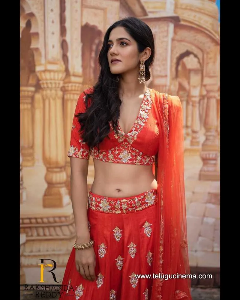 Simran Stills 071121 004