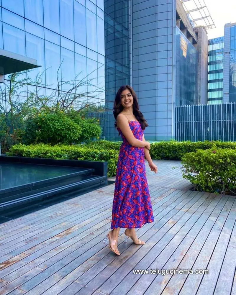 Amrita Stills 271221 002