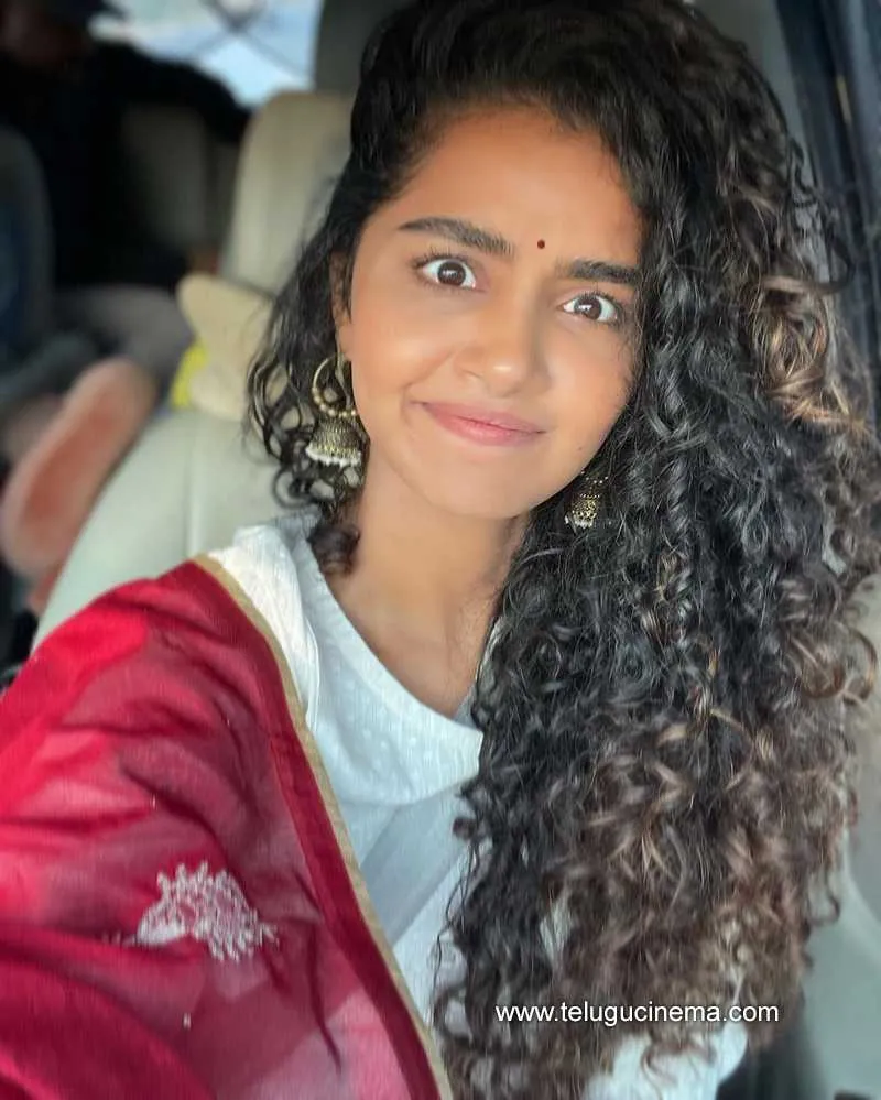 Anupamaparameshwaran Stills 291221 006
