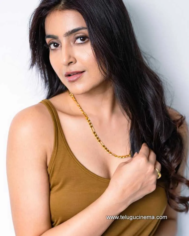 Avanthika Stills 071221 002