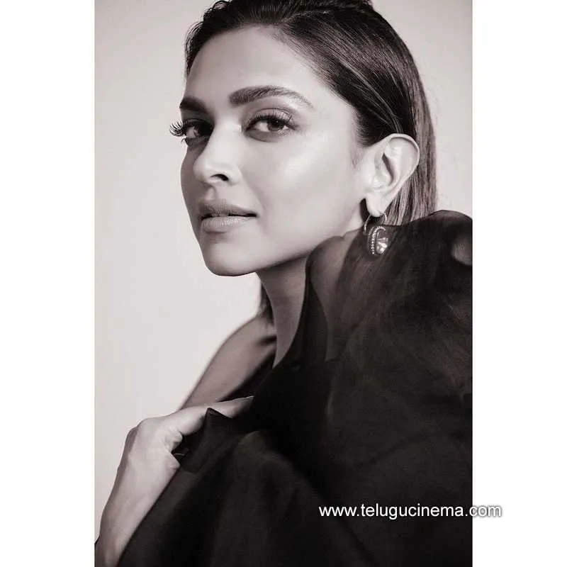 Deepika Stills 031221 002