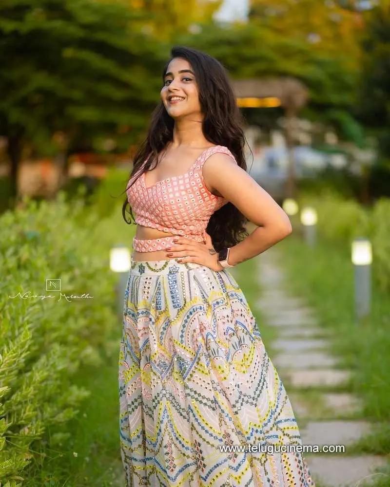 Deepthisunaina Stills 211221 002