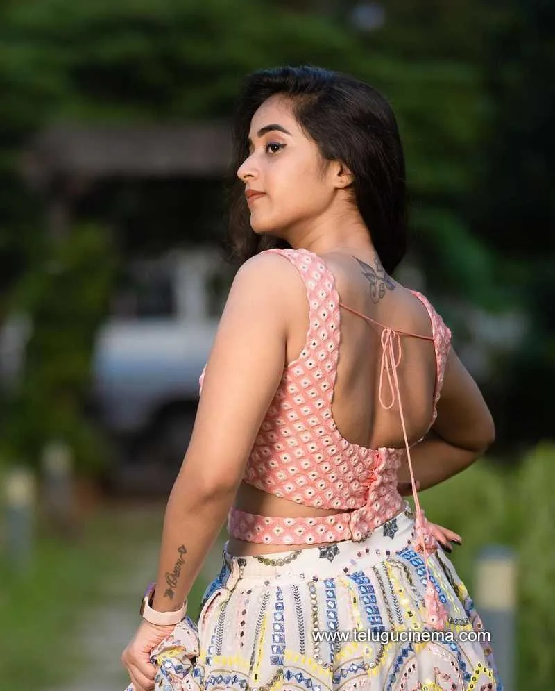 Deepthisunaina Stills 211221 004