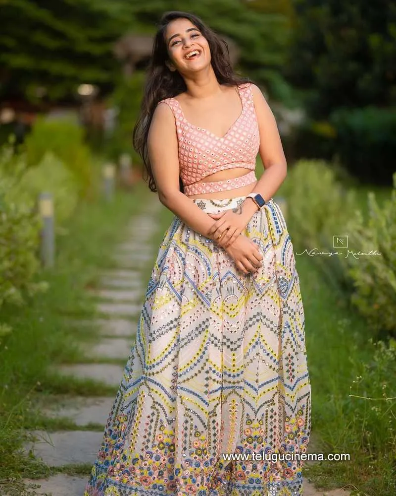 Deepthisunaina Stills 211221 009