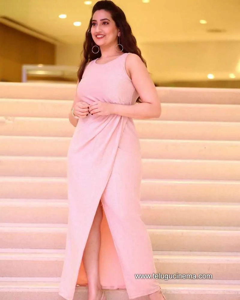 Manjusha Stills 171221 002