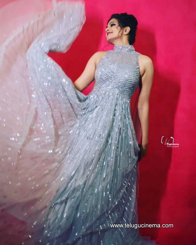 Priyamani Stills 011221 008