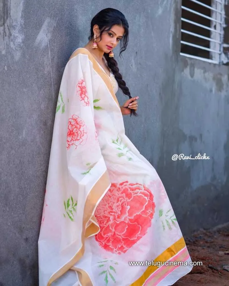 Priyamani Stills 291221 003