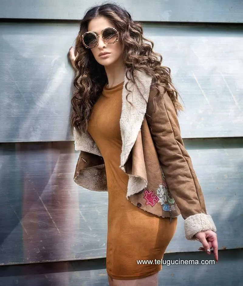 Raailaxmi Stills 311221 003