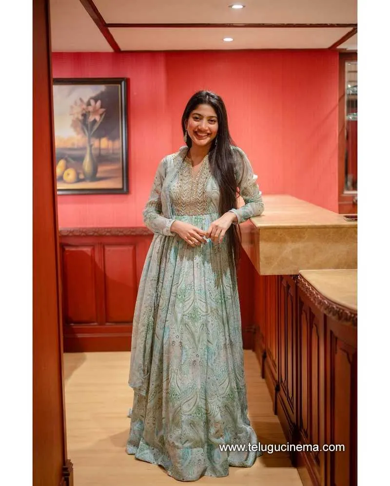 Saipallavi Stills 251221 002