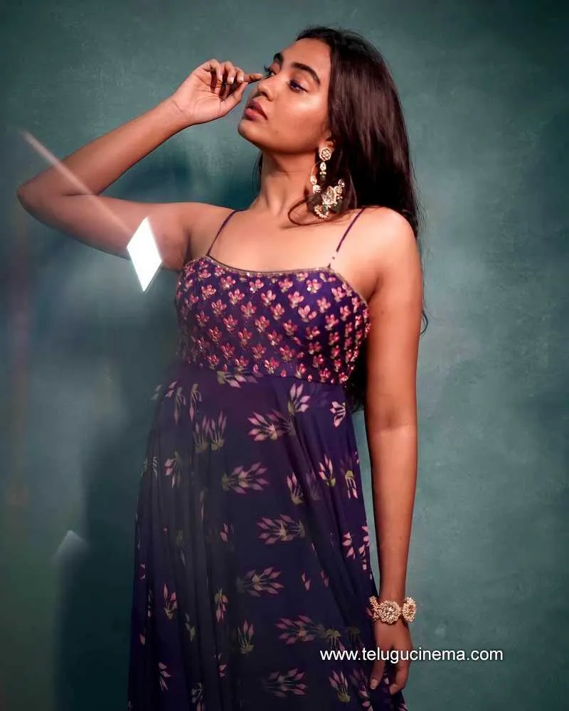 Shivathmika Stills 031221 003