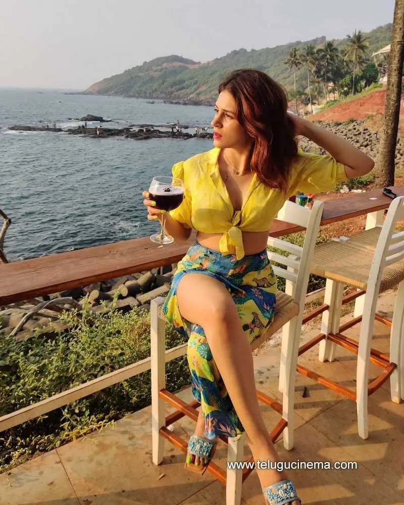 Shraddhadas Stills 291221 001