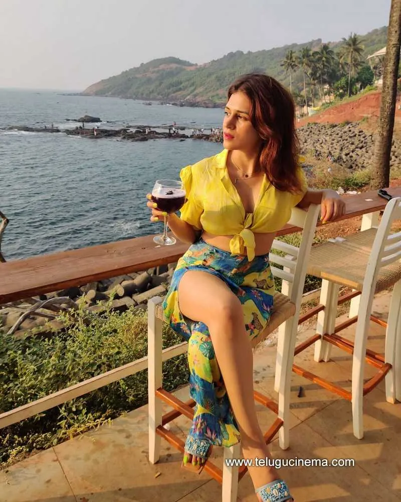 Shraddhadas Stills 291221 004