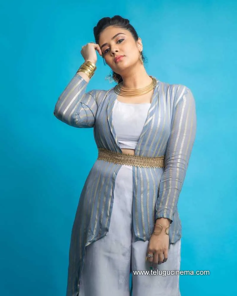 Sreemukhi Stills 231221 002