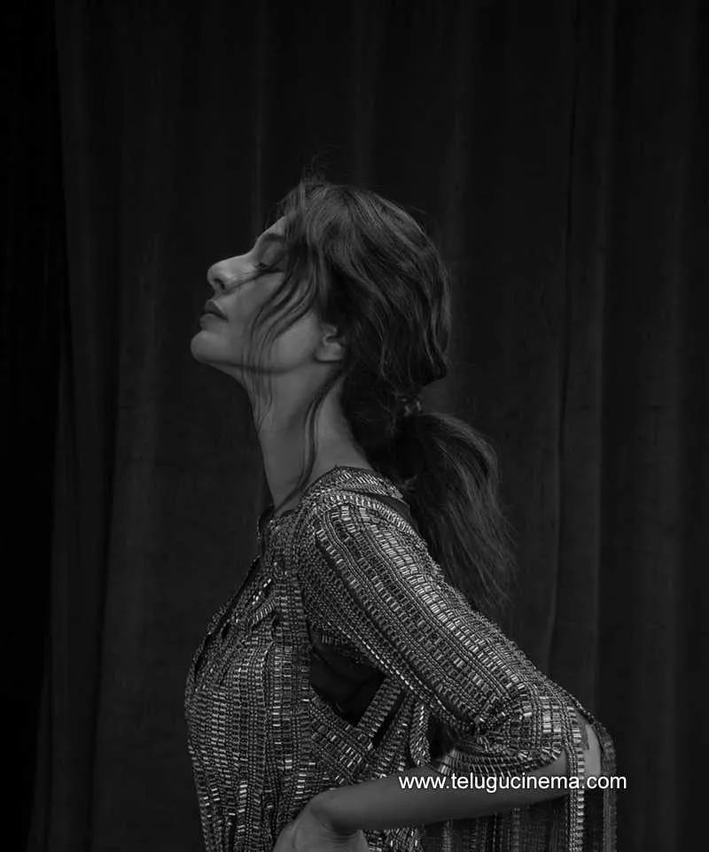 Tabu Stills 131221 001