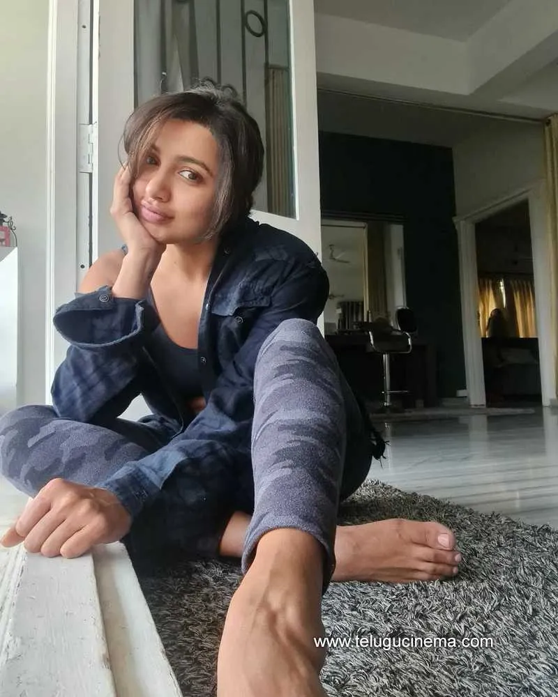 Tejaswi Stills 111221 006