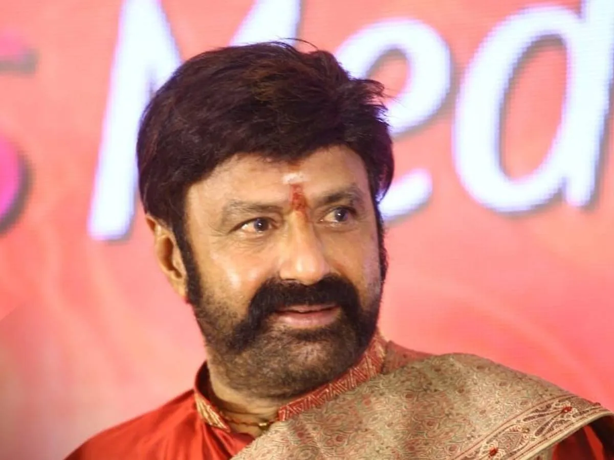Akhanda