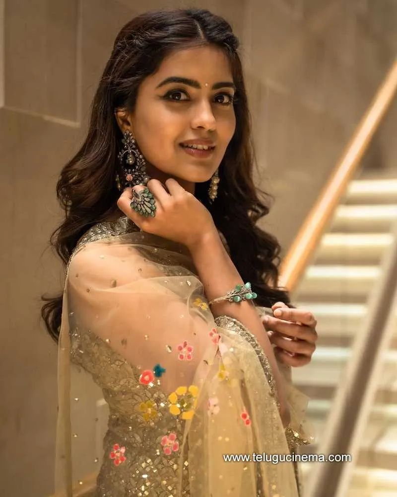 Amritha Stills 050122 005