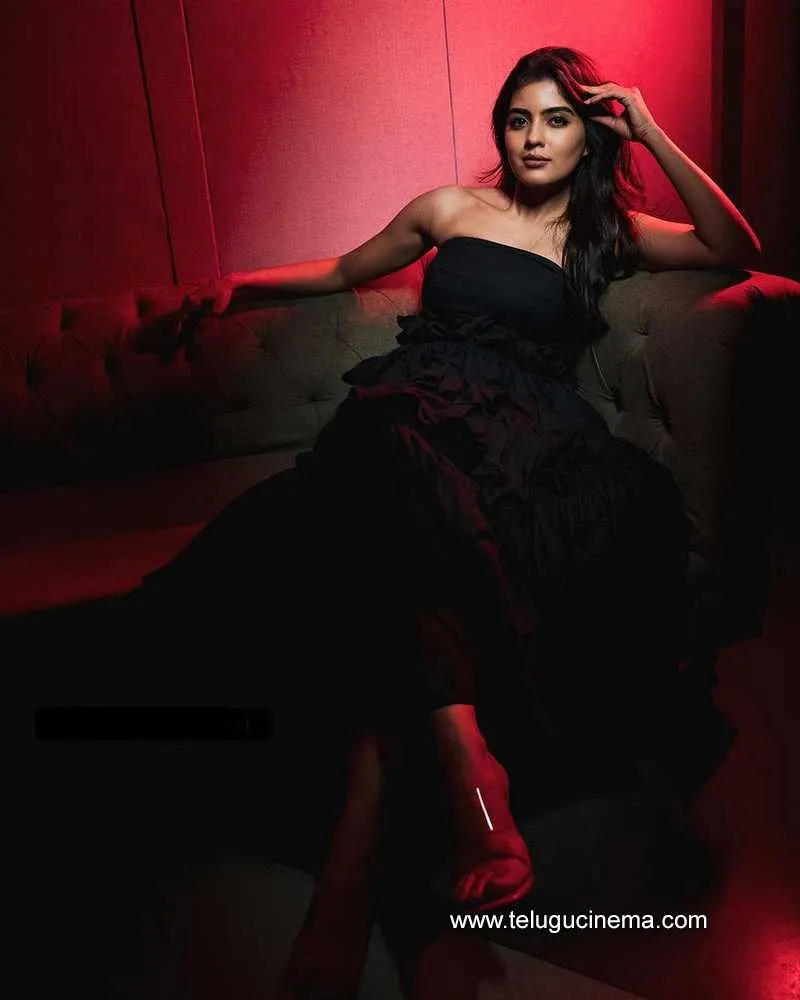 Amritha Stills 220122 001