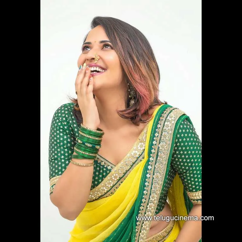 Anasuya Stills 130122 002