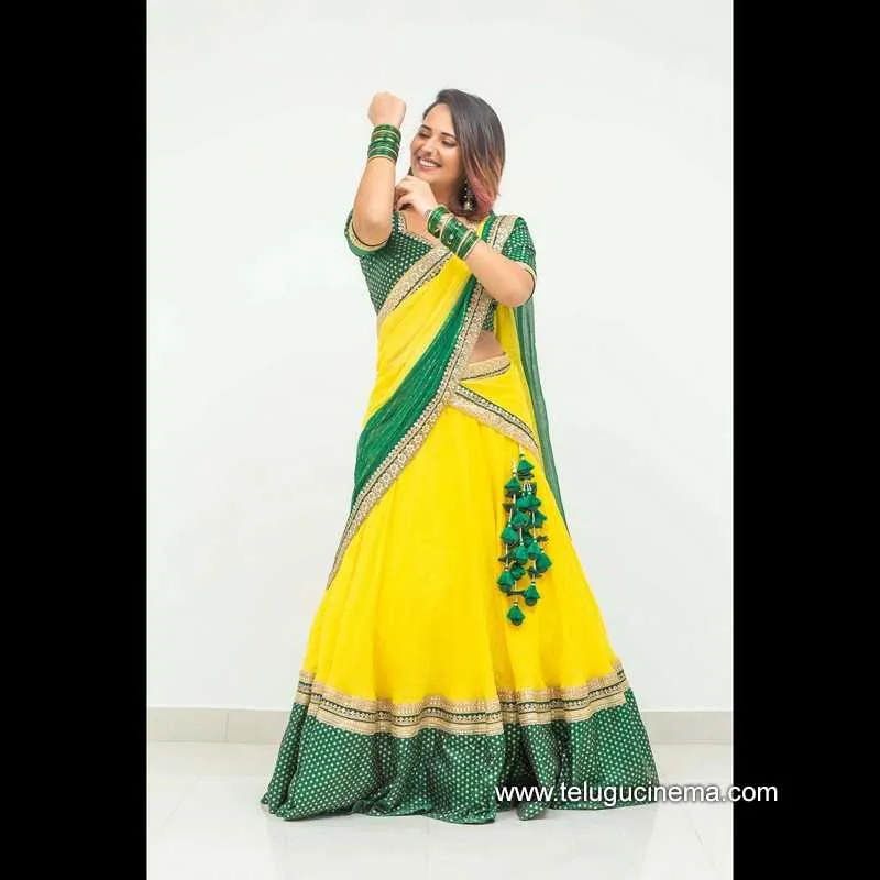 Anasuya Stills 130122 003