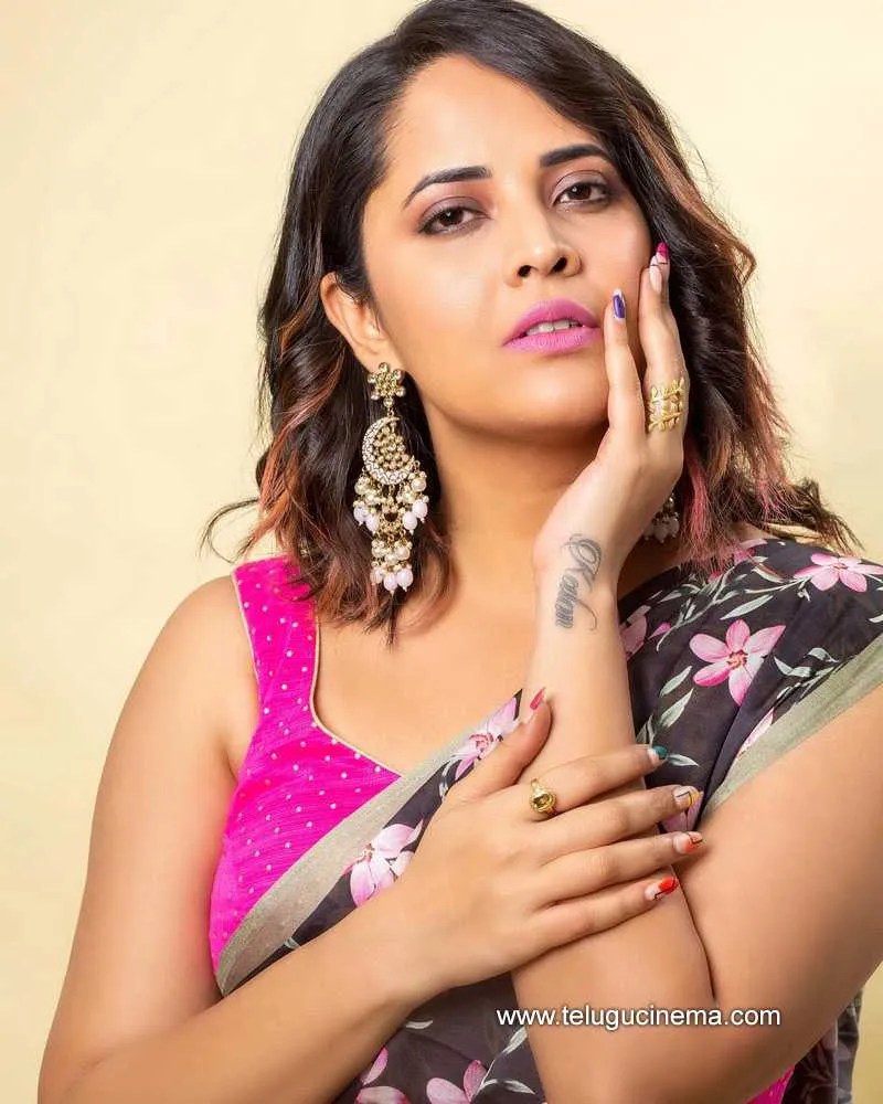 Anasuya Stills 270122 001