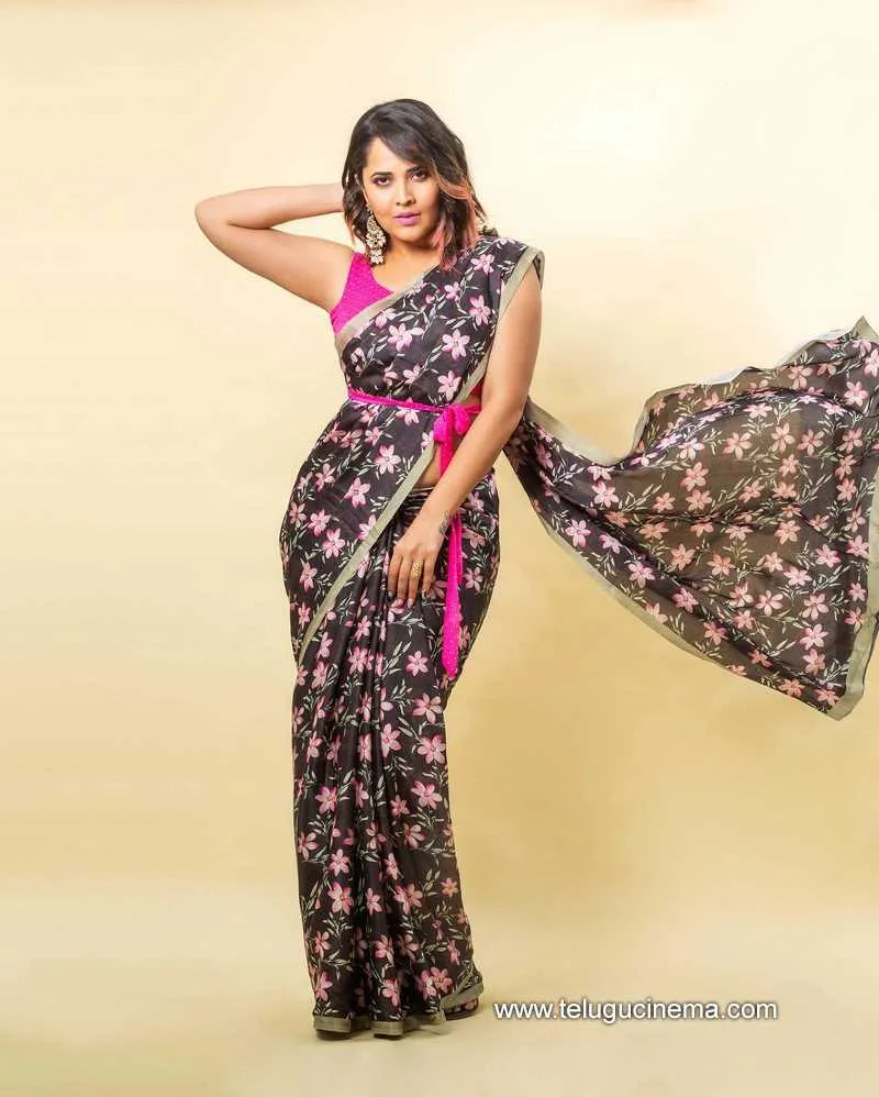 Anasuya Stills 270122 004