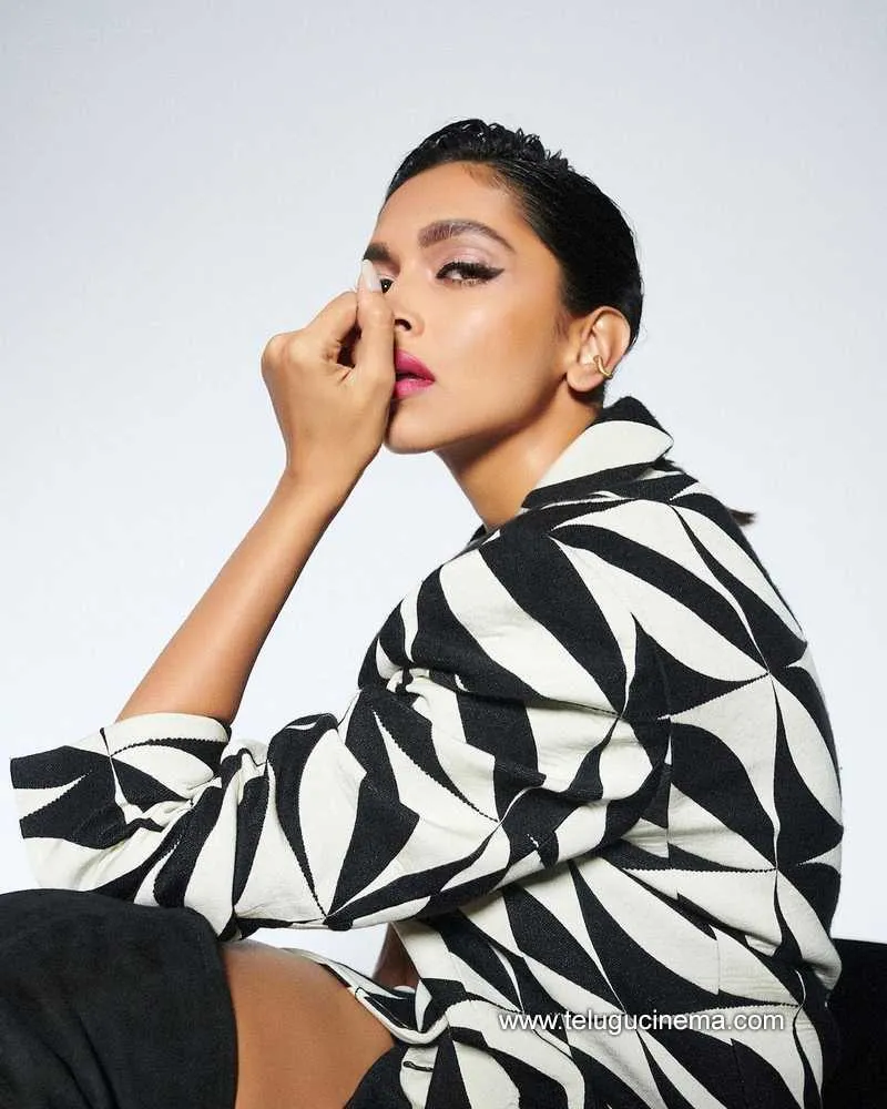 Deepika Stills 260122 002