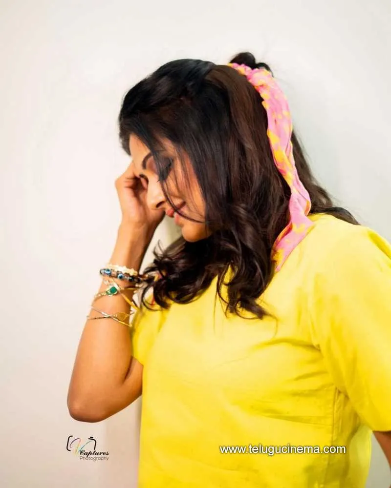 Priyamani Stills 120122 006
