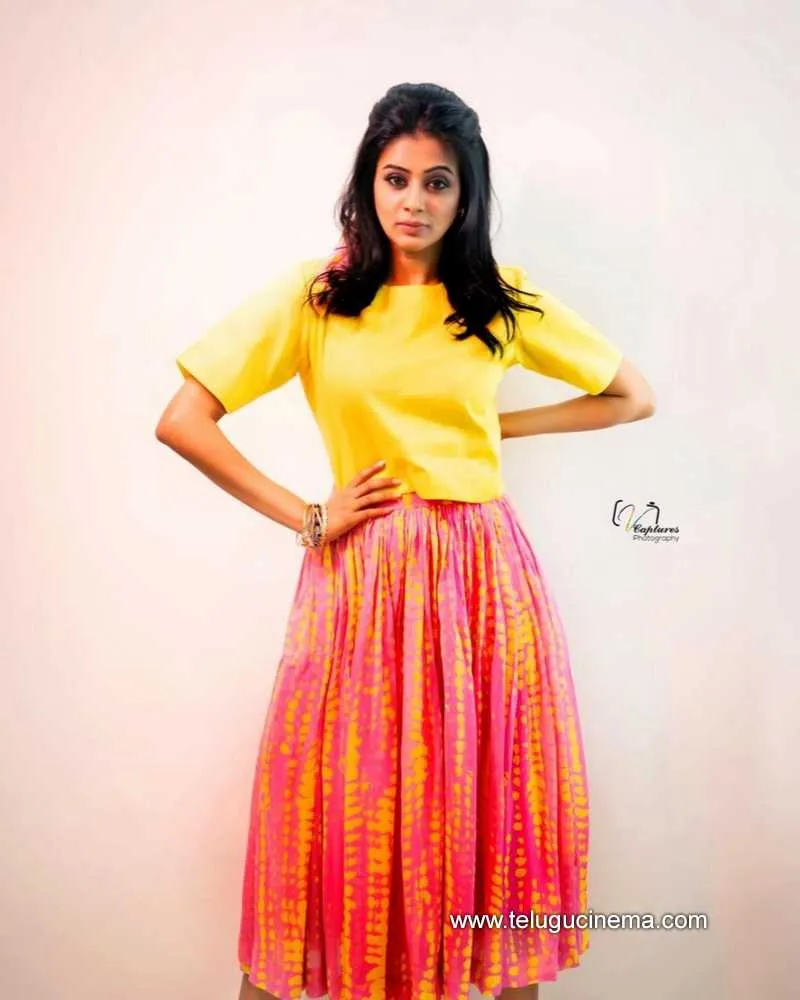 Priyamani Stills 120122 009
