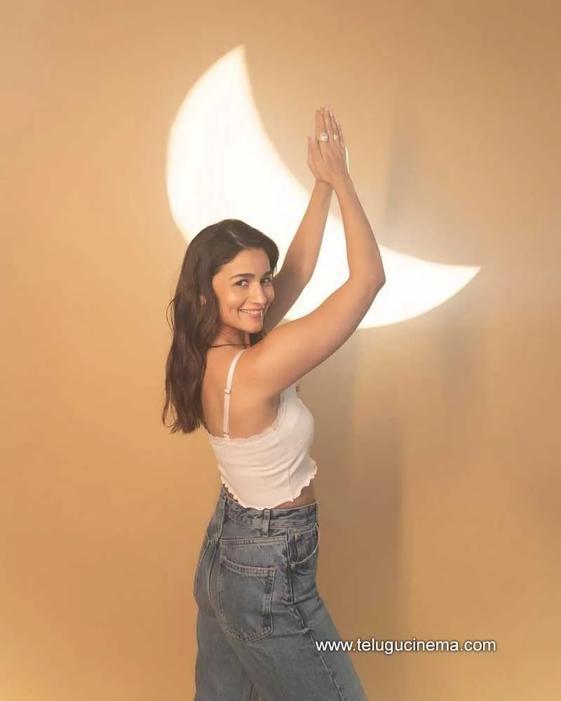 Aliabhatti Stills 250222 002