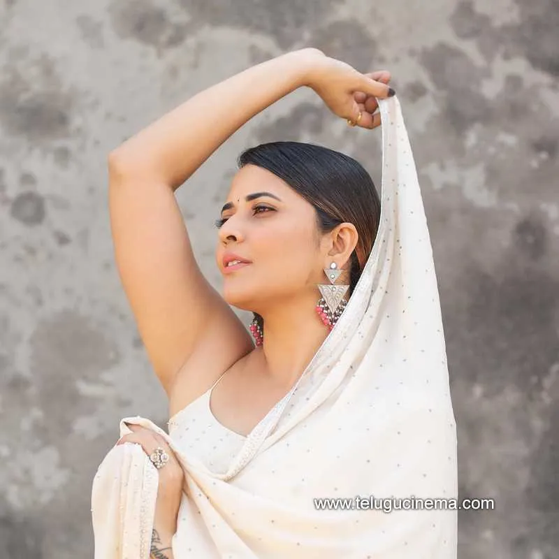 Anasuya Stills 170222 002