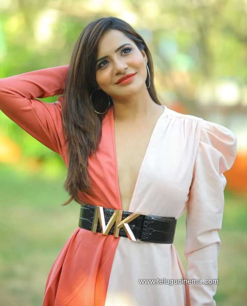 Ashureddy Stills 080222 001