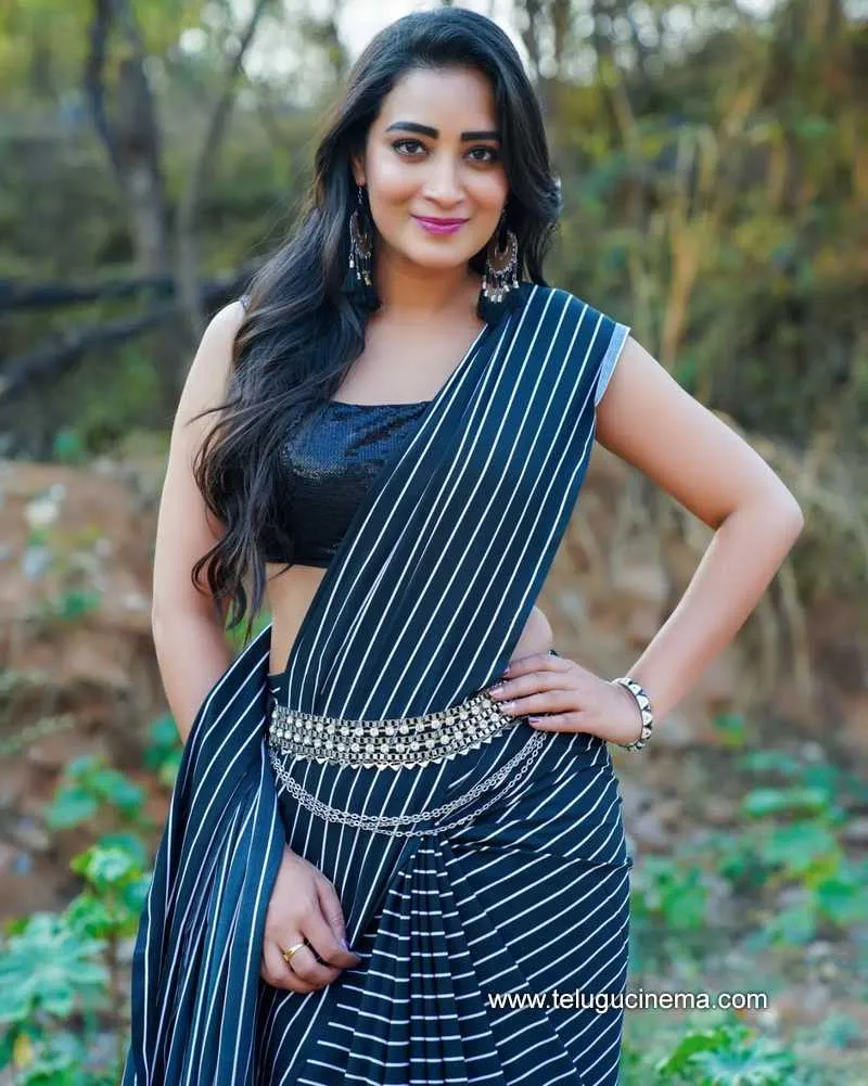 Bhanusree Stills 140222 001