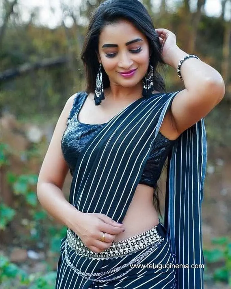Bhanusree Stills 140222 005