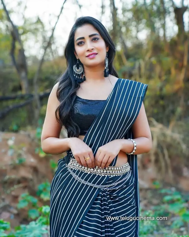 Bhanusree Stills 140222 007
