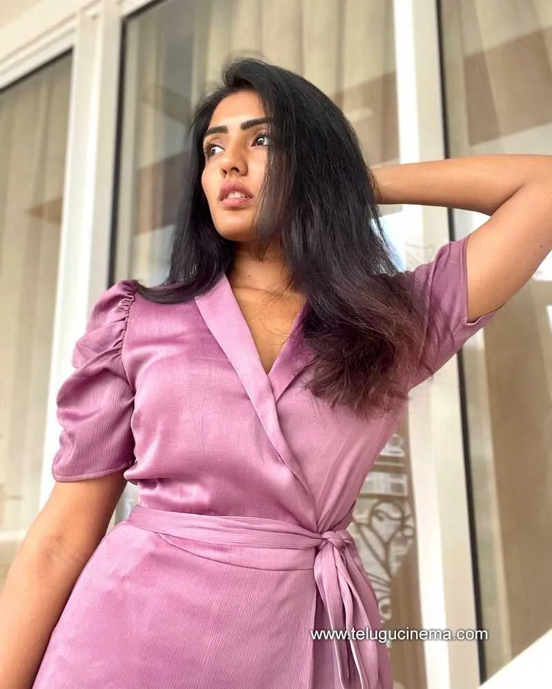 Eesha Stills 230222 003