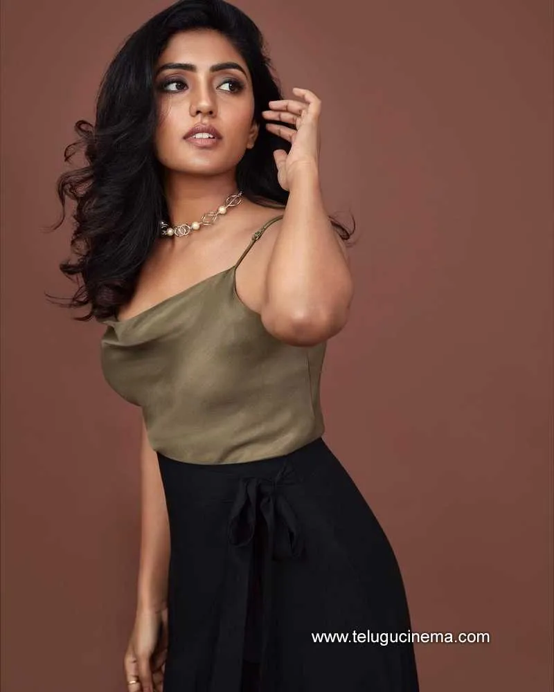 Eesharebbha Stills 110222 002